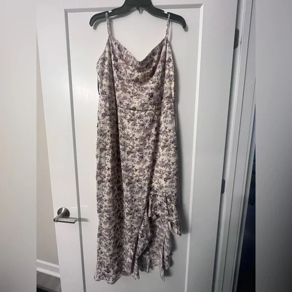 Missguided | Dresses | Lavender And Cream Floral Dress | Poshmark